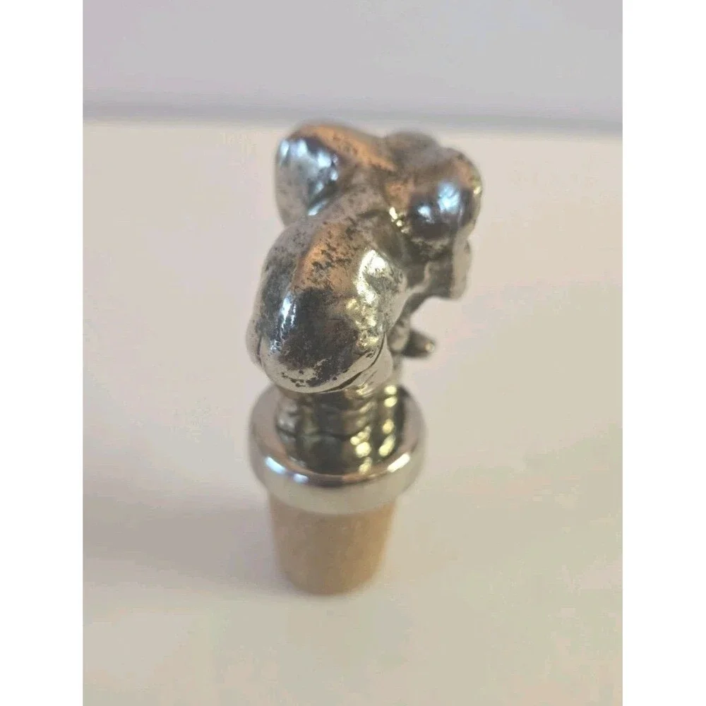 Vintage Silvertone Metal Elephant Stopper Wine Bottle Topper Figural